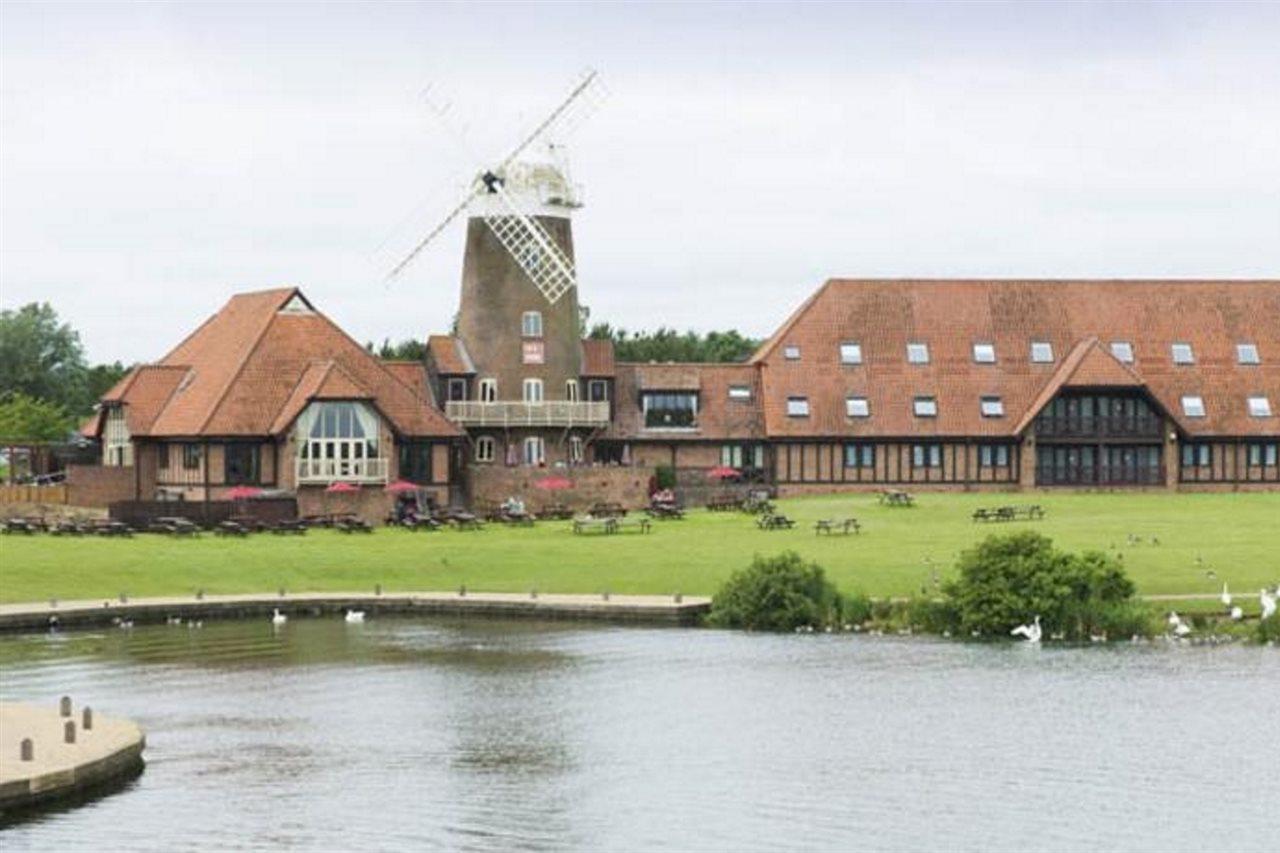 Premier Inn Milton Keynes South Exteriér fotografie