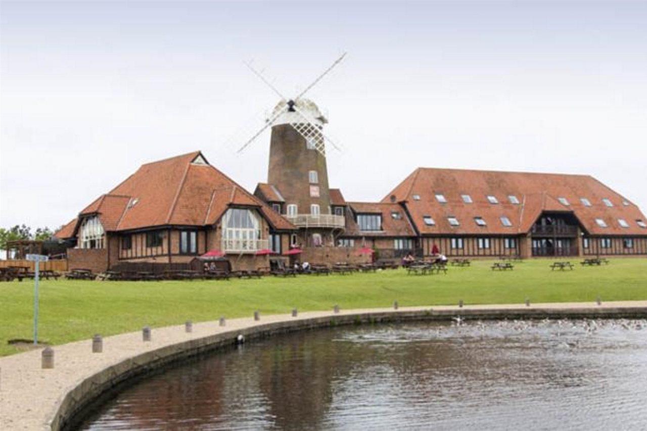 Premier Inn Milton Keynes South Exteriér fotografie