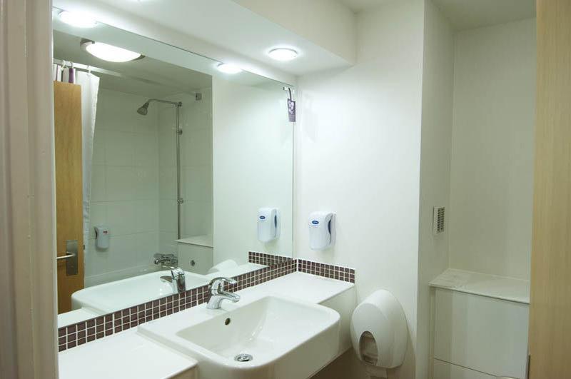 Premier Inn Milton Keynes South Exteriér fotografie
